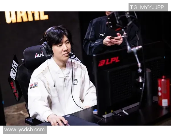 LNG战队比赛经验分析与策略探讨助力英雄联盟职业赛场表现