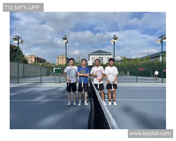 上海网球队转型之路:从传统强队到现代化发展的新篇章 上海网球队转型之路:从传统强队到现代化发展的新篇章