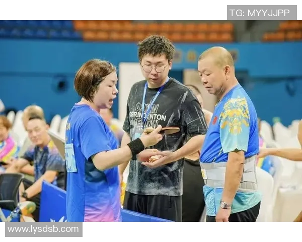 乒乓球盛宴:深入揭秘杭州乒乓球队的独特技艺与训练秘诀 乒乓球盛宴:深入揭秘杭州乒乓球队的独特技艺与训练秘诀