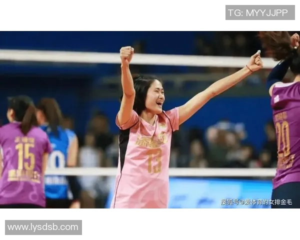 印尼血统的足球明星如何在女排赛场上展现非凡实力与魅力 印尼血统的足球明星如何在女排赛场上展现非凡实力与魅力